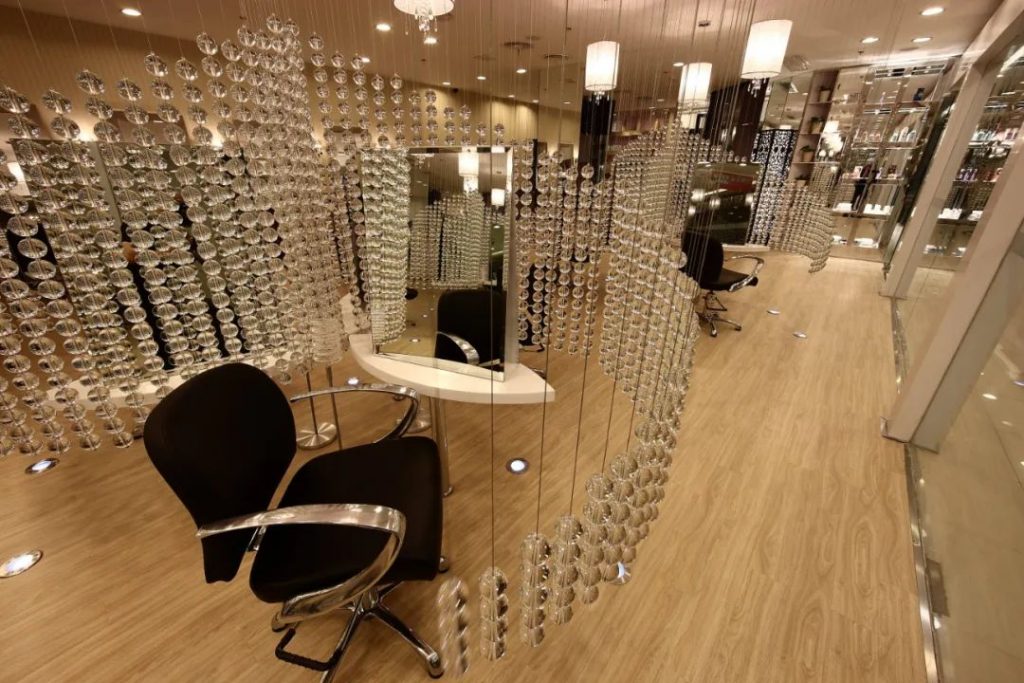 小蓝鲸石晶地板美发发廊品牌点名装修效果图