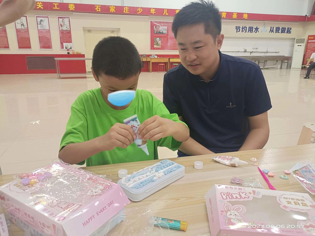 “筑梦童年 循梦前行”小蓝鲸石晶地板公益夏令营温暖结营！